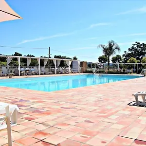 Barbera Con Piscina Syracuse